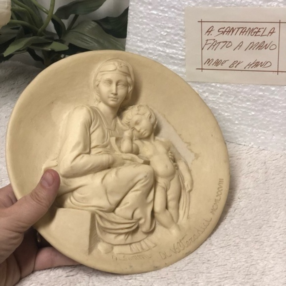 1981 'Madonna Profetica' Madonne Collectors Plate